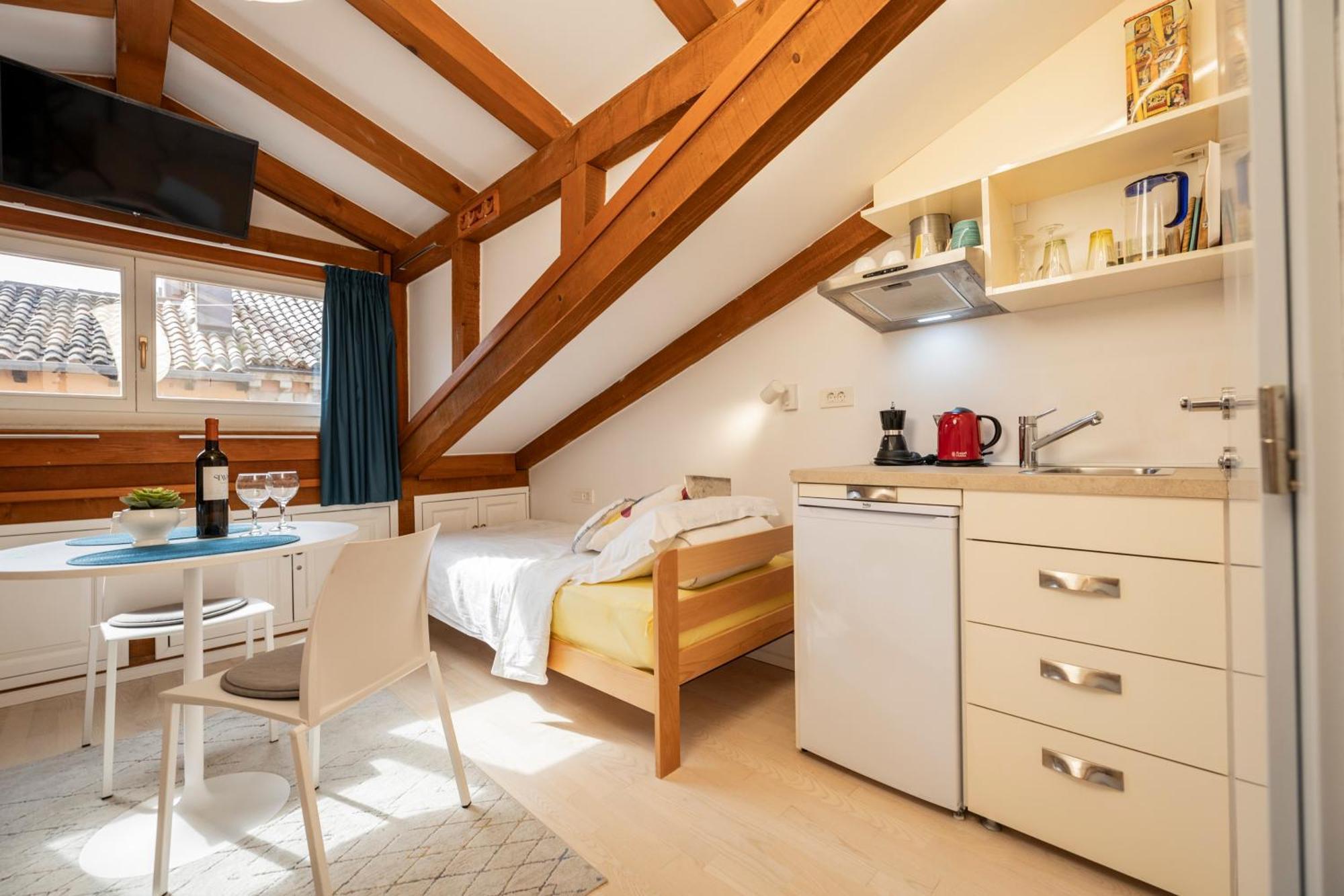 Antiche Mura Apartment *
